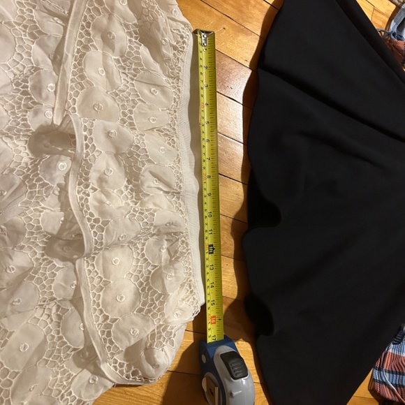 COPY - Alice and Olivia mini skirt - Picture 6 of 6